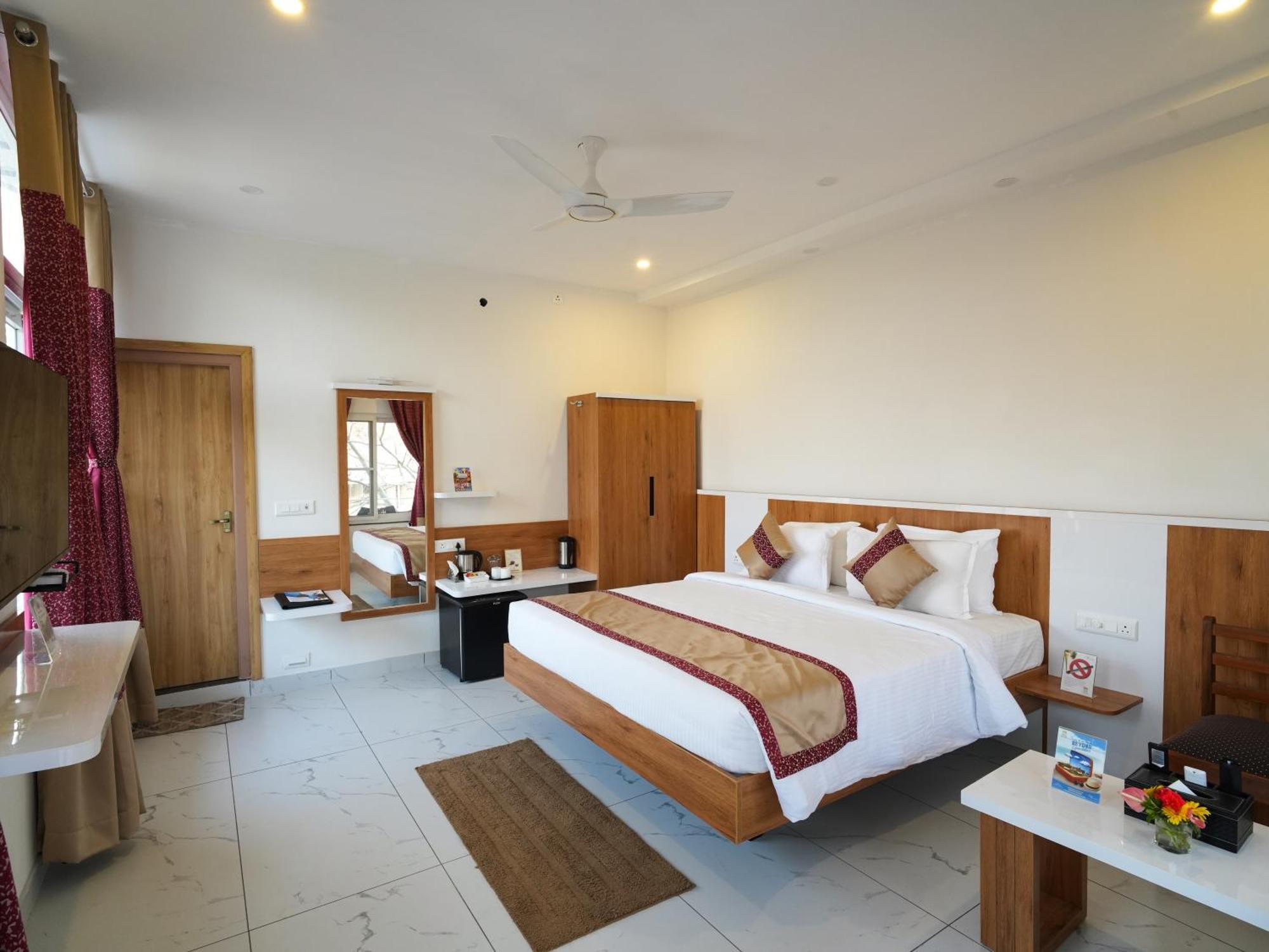 Mgm Whispering Wind'S Yelagiri Hotel Exterior photo