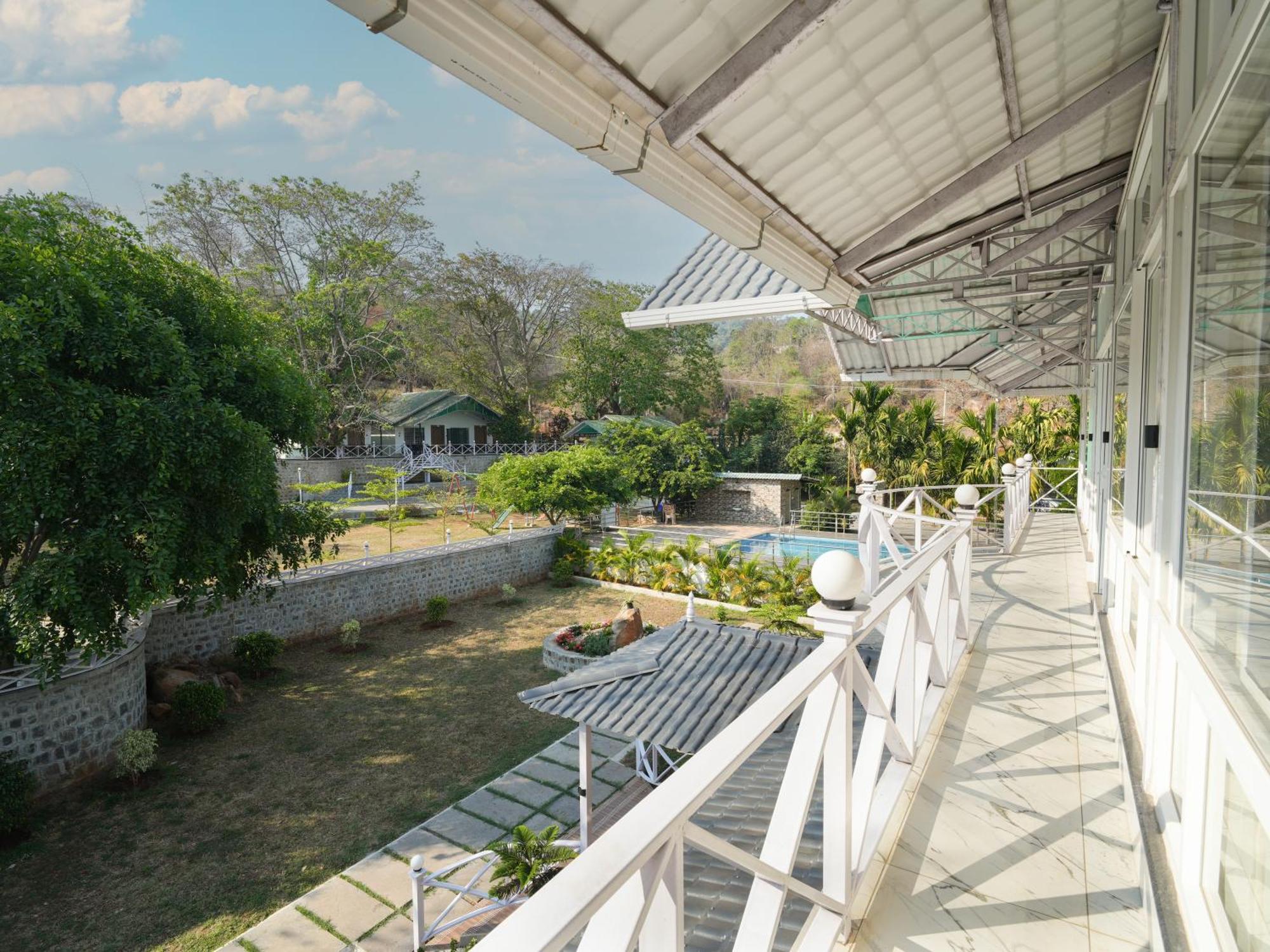 Mgm Whispering Wind'S Yelagiri Hotel Exterior photo