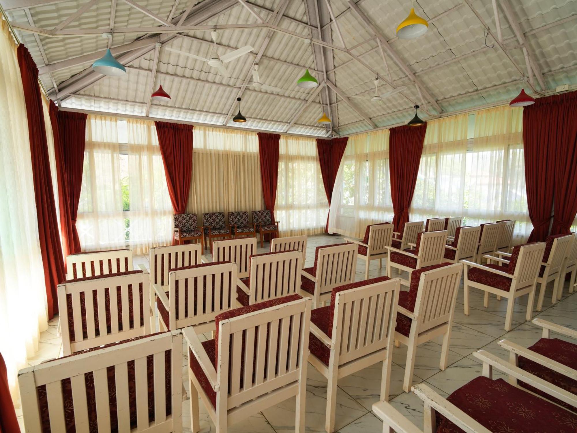 Mgm Whispering Wind'S Yelagiri Hotel Exterior photo