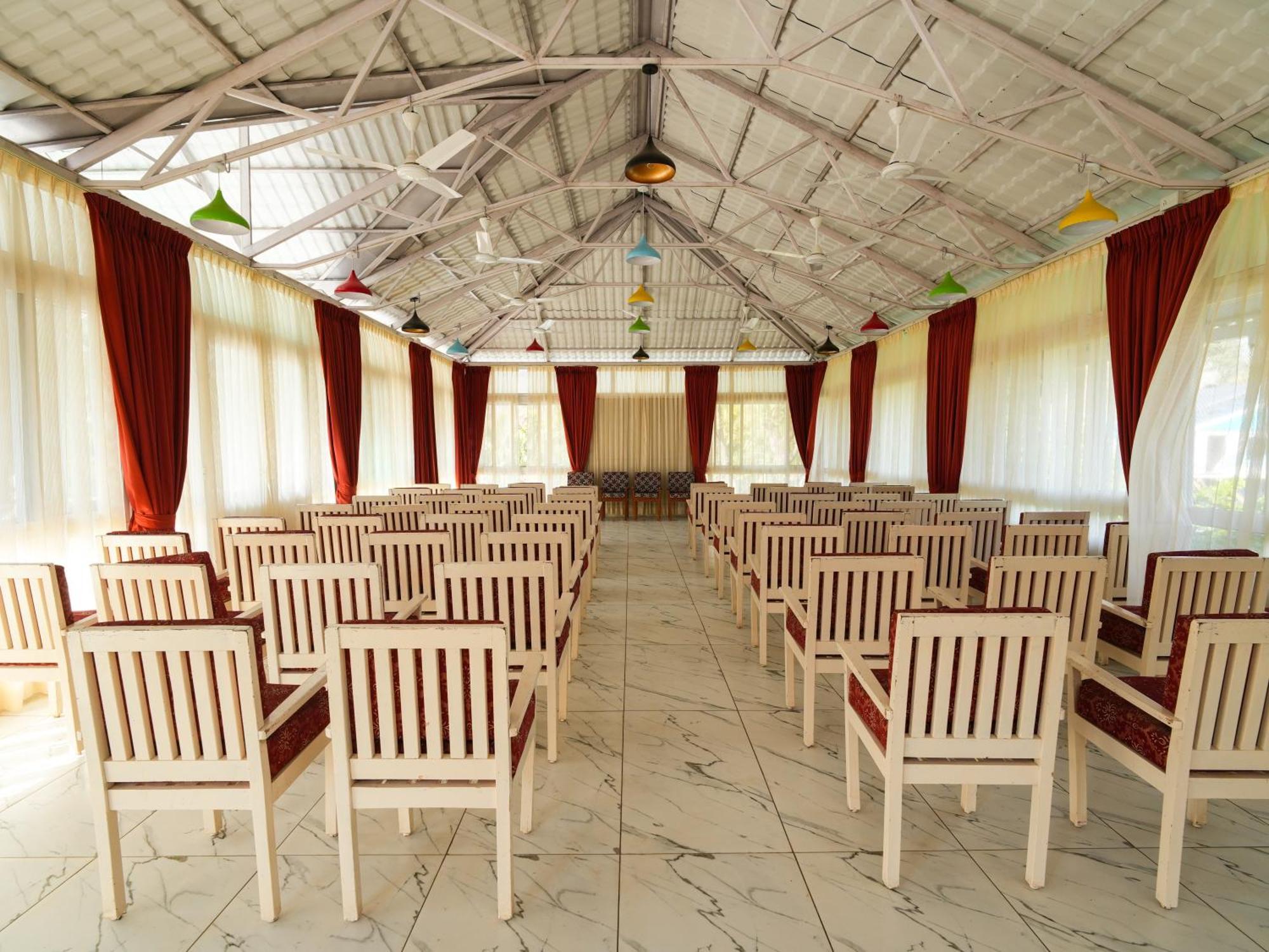 Mgm Whispering Wind'S Yelagiri Hotel Exterior photo